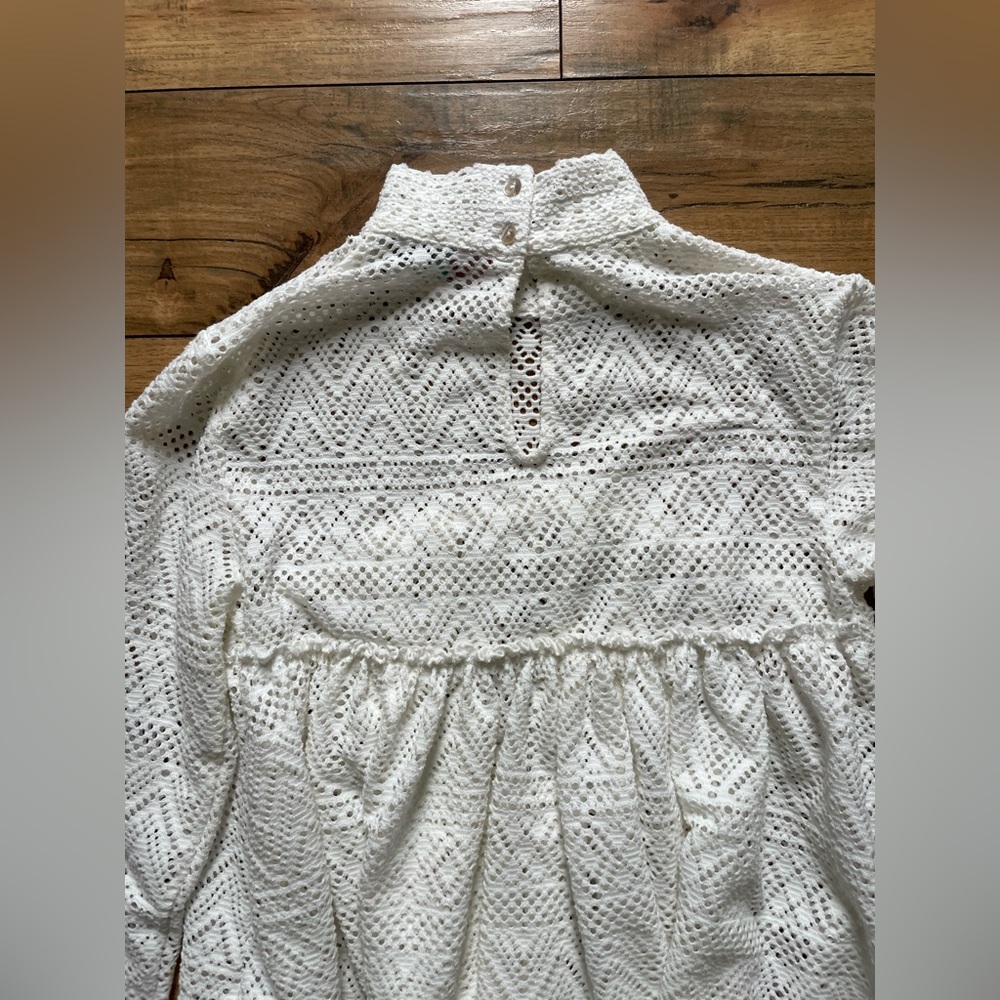 Free People Beach Top Women Small Lasercut White Top Babydoll - Picture 6 of 9
